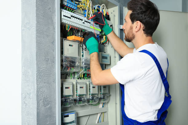Best Affordable Electrician  in Moses Lake, WA